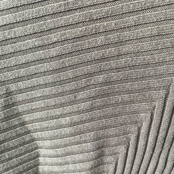 Chico's beige sweater size 2 for women - Picture 9 of 10